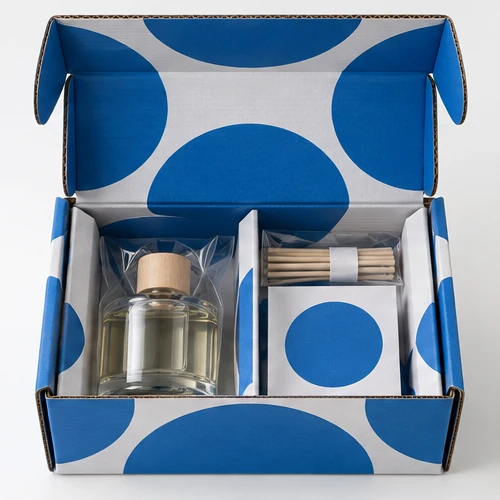 Custom reed diffuser packaging — Divided roll-end mailer — Packed presentation