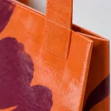 Custom hand cream duo packaging — Flat-paper handle bag — Paper & finish