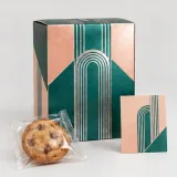 Custom wrapped cookies packaging — Crash-lock bottom carton — Closed set