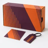 Custom travel accessories packaging — Corrugated sleeve and tray — Closed set