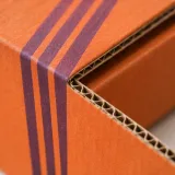 Custom travel accessories packaging — Corrugated sleeve and tray — Material & finish