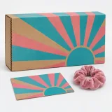 Custom beauty discovery set packaging — Corrugated sleeve and tray — Closed set