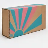 Custom beauty discovery set packaging — Corrugated sleeve and tray — Side / rear