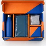 Custom client welcome kit packaging — Divided roll-end mailer — Product & insert