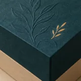 Custom beauty routine set packaging — Two-tier lift-off box — Material & finish