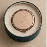 Custom powder compact packaging — Round lift-off box — Product & insert