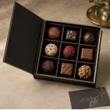 Custom chocolate gift packaging — Magnetic book box — Packed presentation