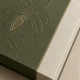 Custom chocolate bar gift packaging — Magnetic book box — Material & finish