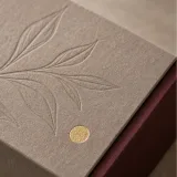 Custom mineral sachet packaging — Drawer box — Material & finish