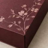 Custom pearl necklace packaging — Magnetic book box — Material & finish