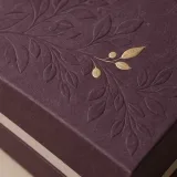 Custom brooch packaging — Shoulder-neck box — Material & finish
