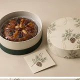 Round seasonal cake gift — Round lift-off box