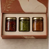 Custom condiment gift set packaging — Magnetic book box — Product & insert