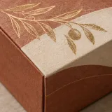 Custom condiment gift set packaging — Magnetic book box — Material & finish