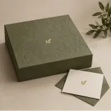 Custom notebook gift set packaging — Lift-off lid — Closed set