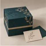 Custom boutique accessory packaging — Shoulder-neck box — Closed set