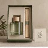Reed diffuser and sticks gift box