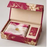 Silk scarf presentation — Collapsible magnetic rigid box